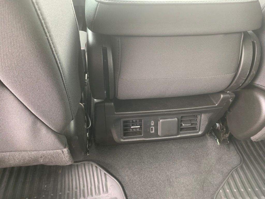 2024 Chevrolet Silverado 1500 LT photo 23