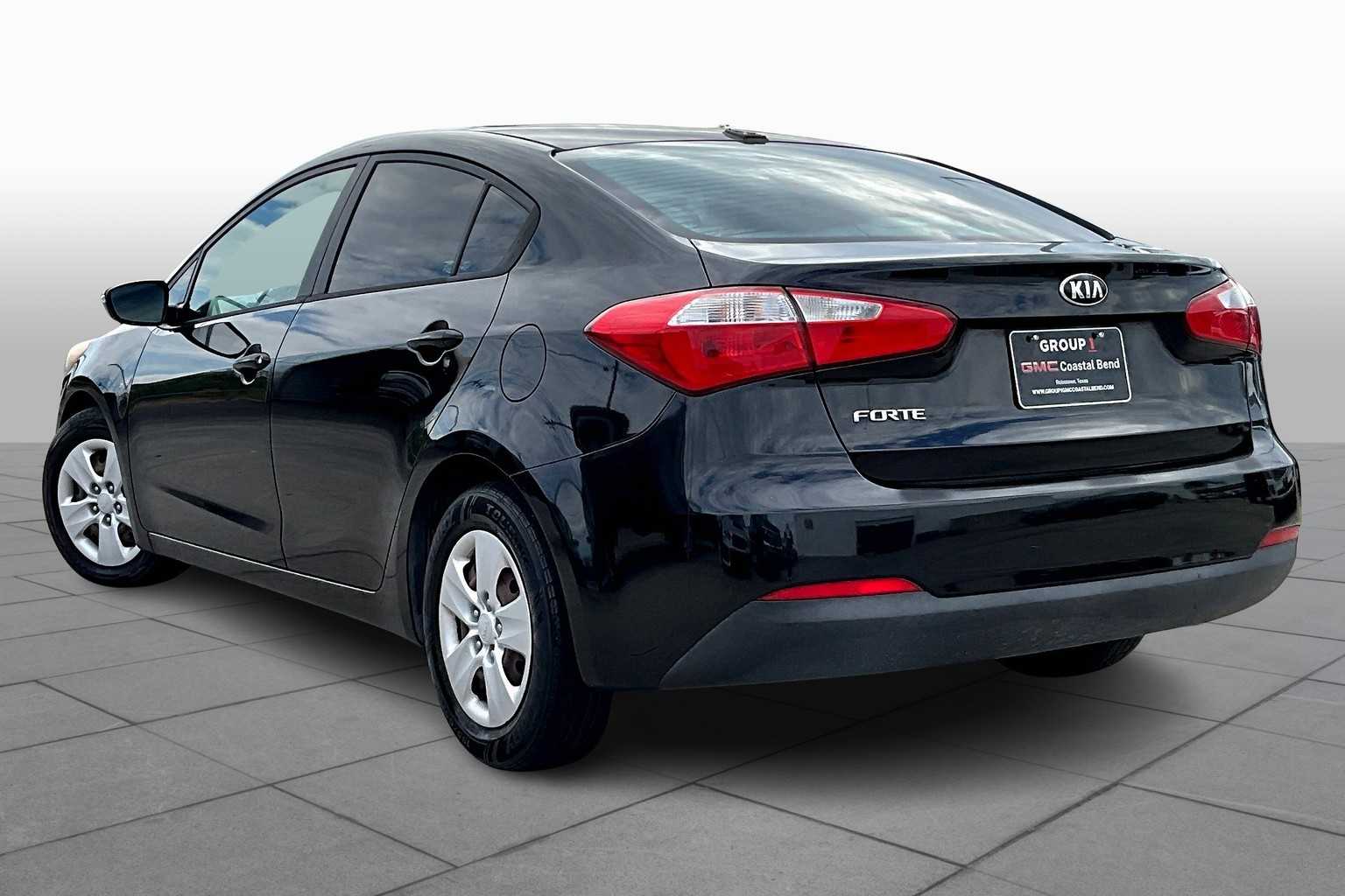 2015 Kia Forte LX photo 10