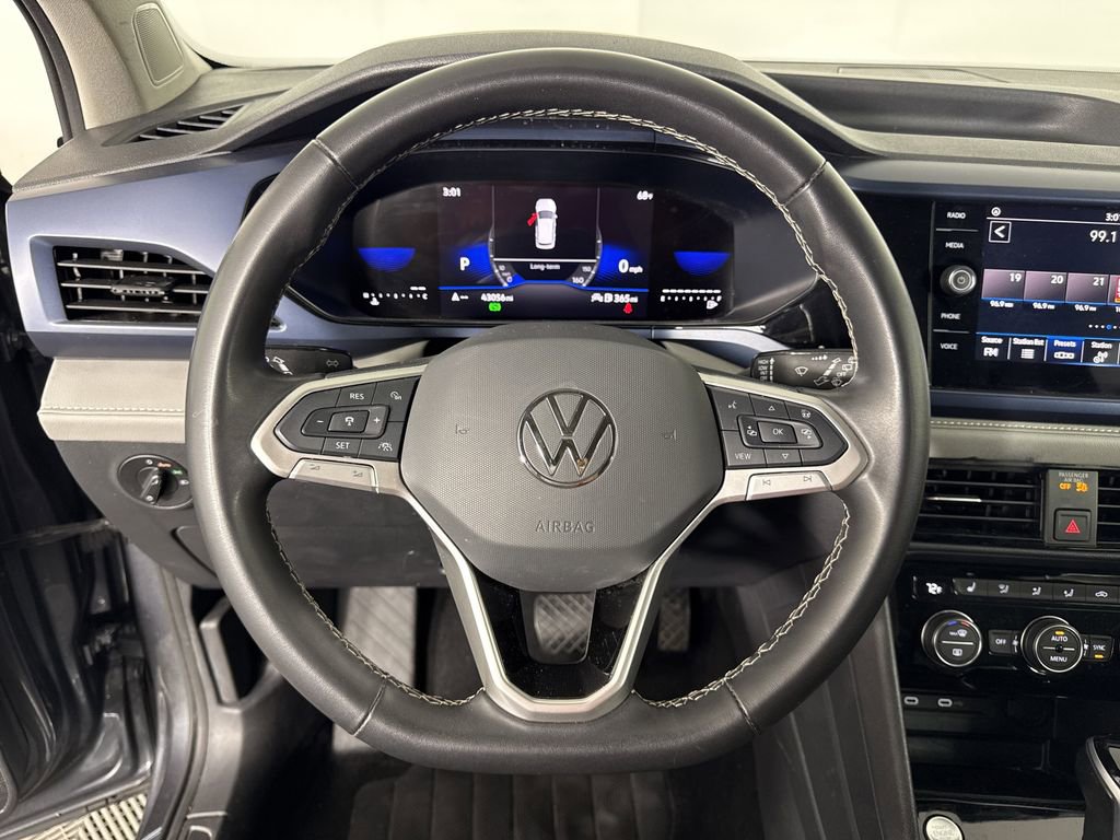 2024 Volkswagen Taos SE photo 18