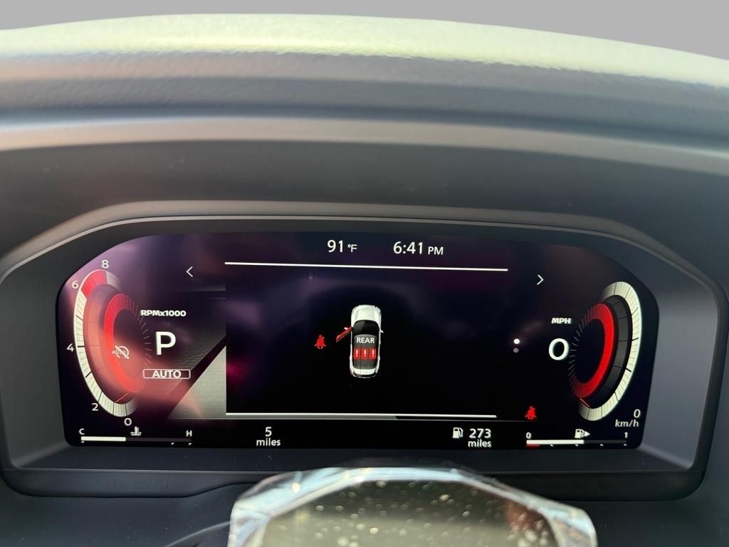 2025 Nissan Rogue SL photo 13