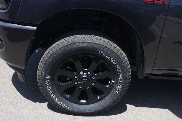 2025 Ram 2500 Laramie photo 9