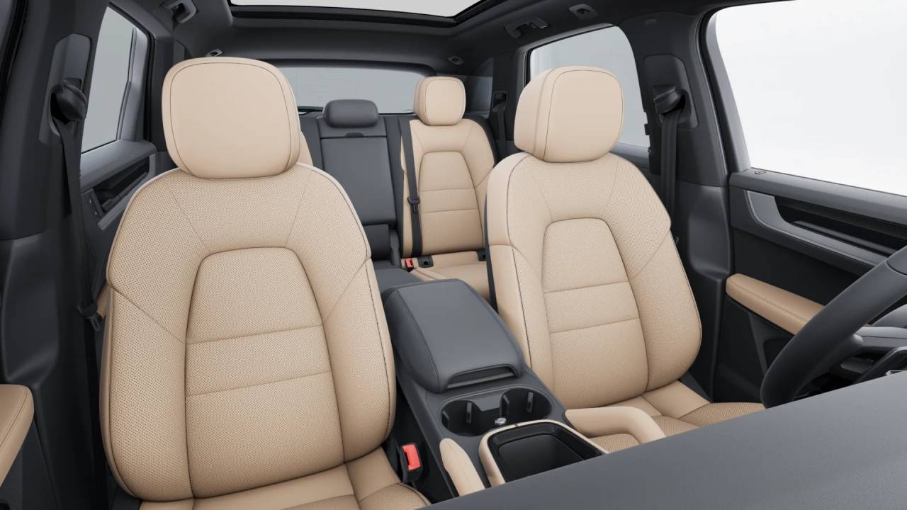 2026 Porsche Cayenne photo 11