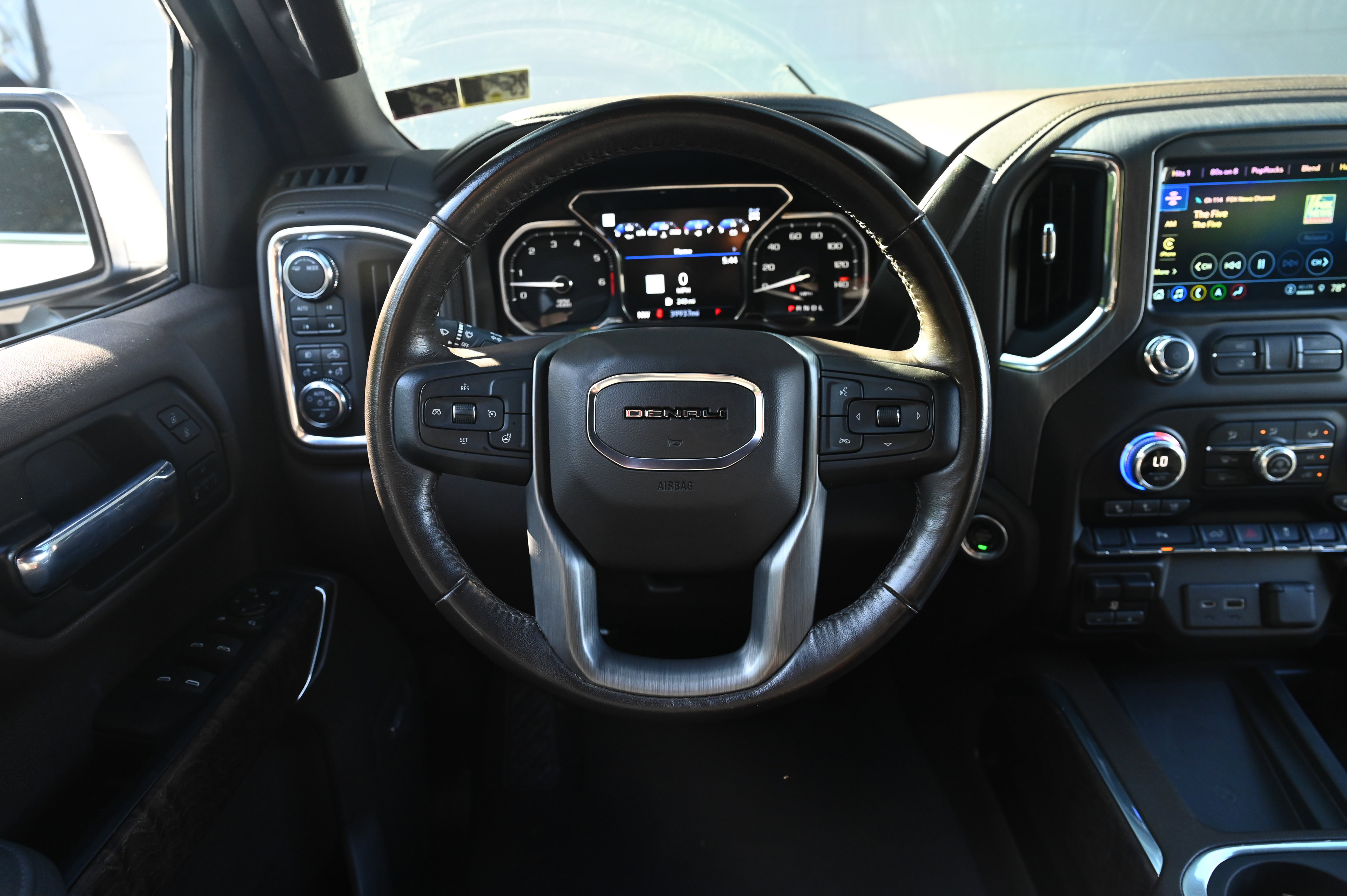 2021 Gmc Sierra 1500 Denali photo 32