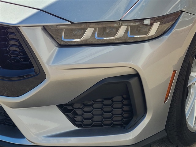 2024 Ford Mustang GT Premium photo 12