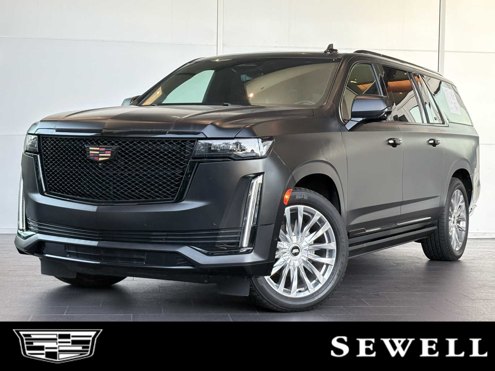 2021 Cadillac Escalade ESV Sport Platinum's photo