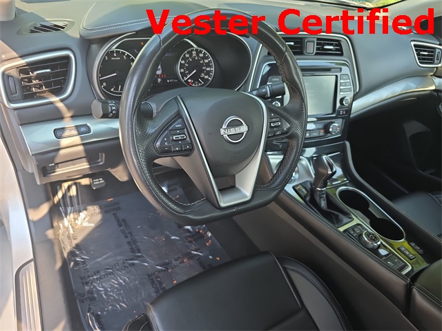 2023 Nissan Maxima SV photo 15