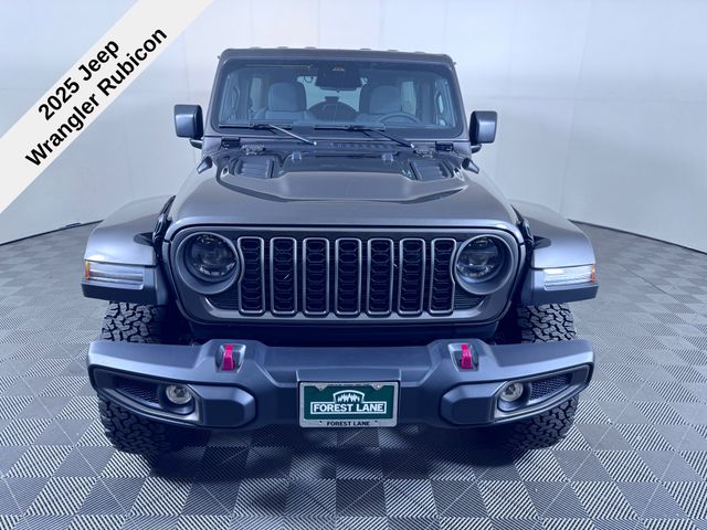 2025 Jeep Wrangler Rubicon photo 3