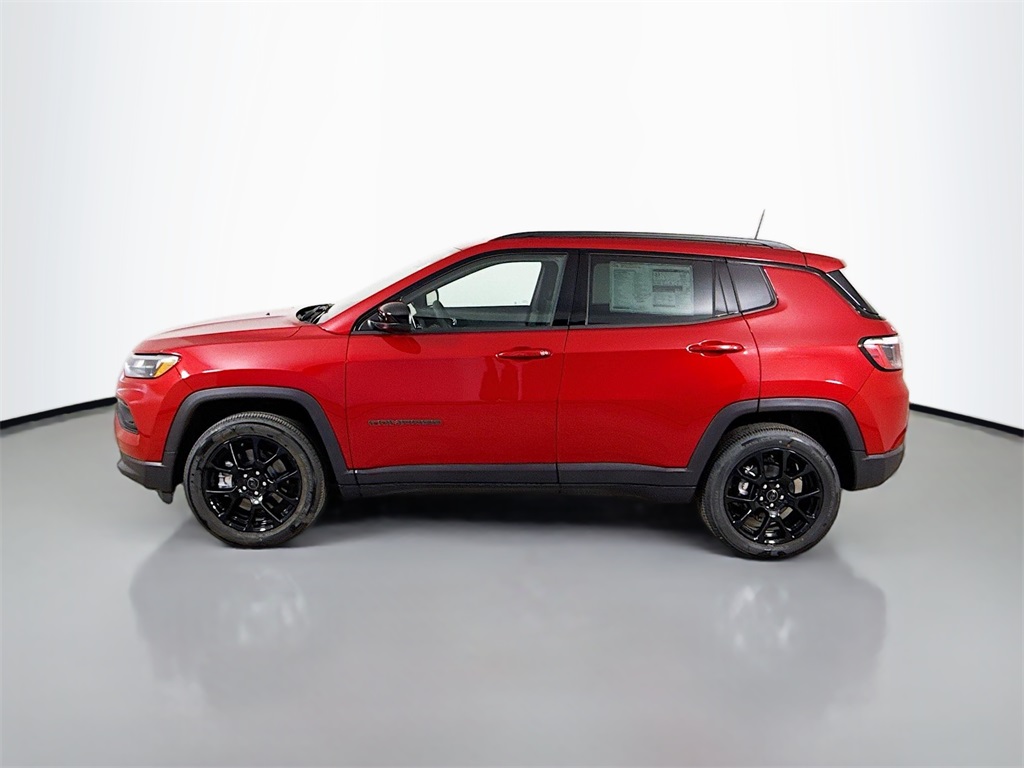 2025 Jeep Compass Latitude photo 3
