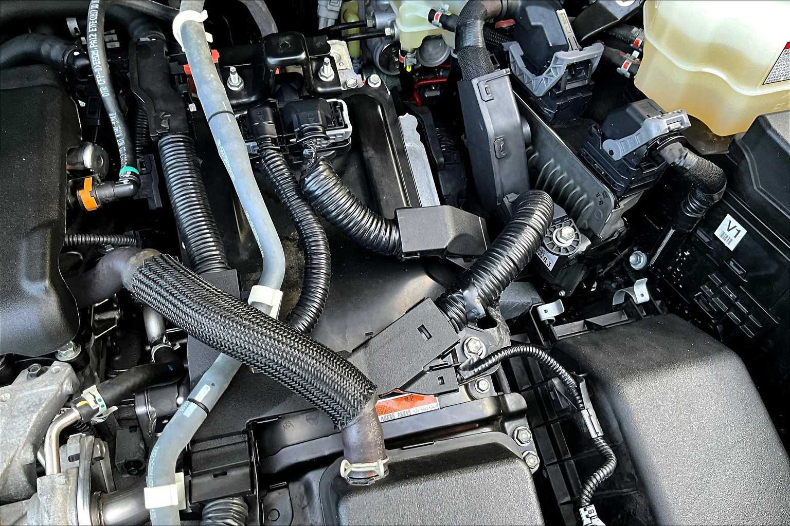 2021 Toyota Highlander Hybrid XLE photo 28