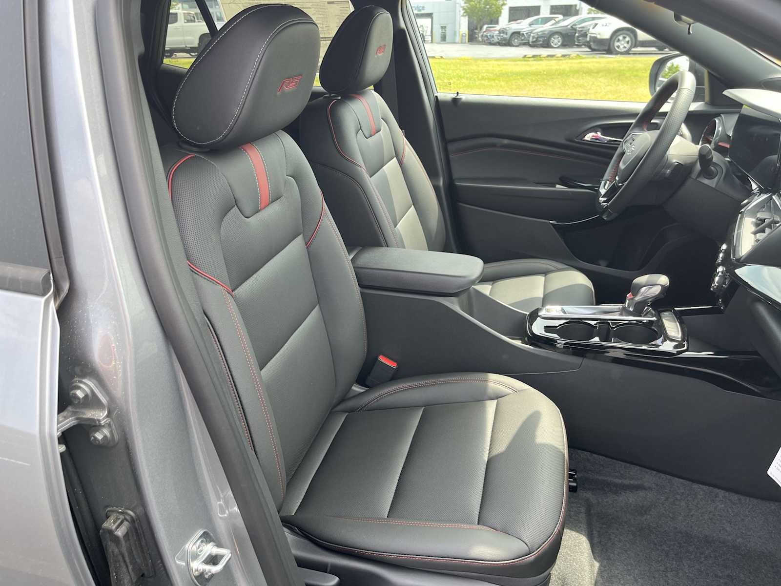 2025 Chevrolet Trax photo 22