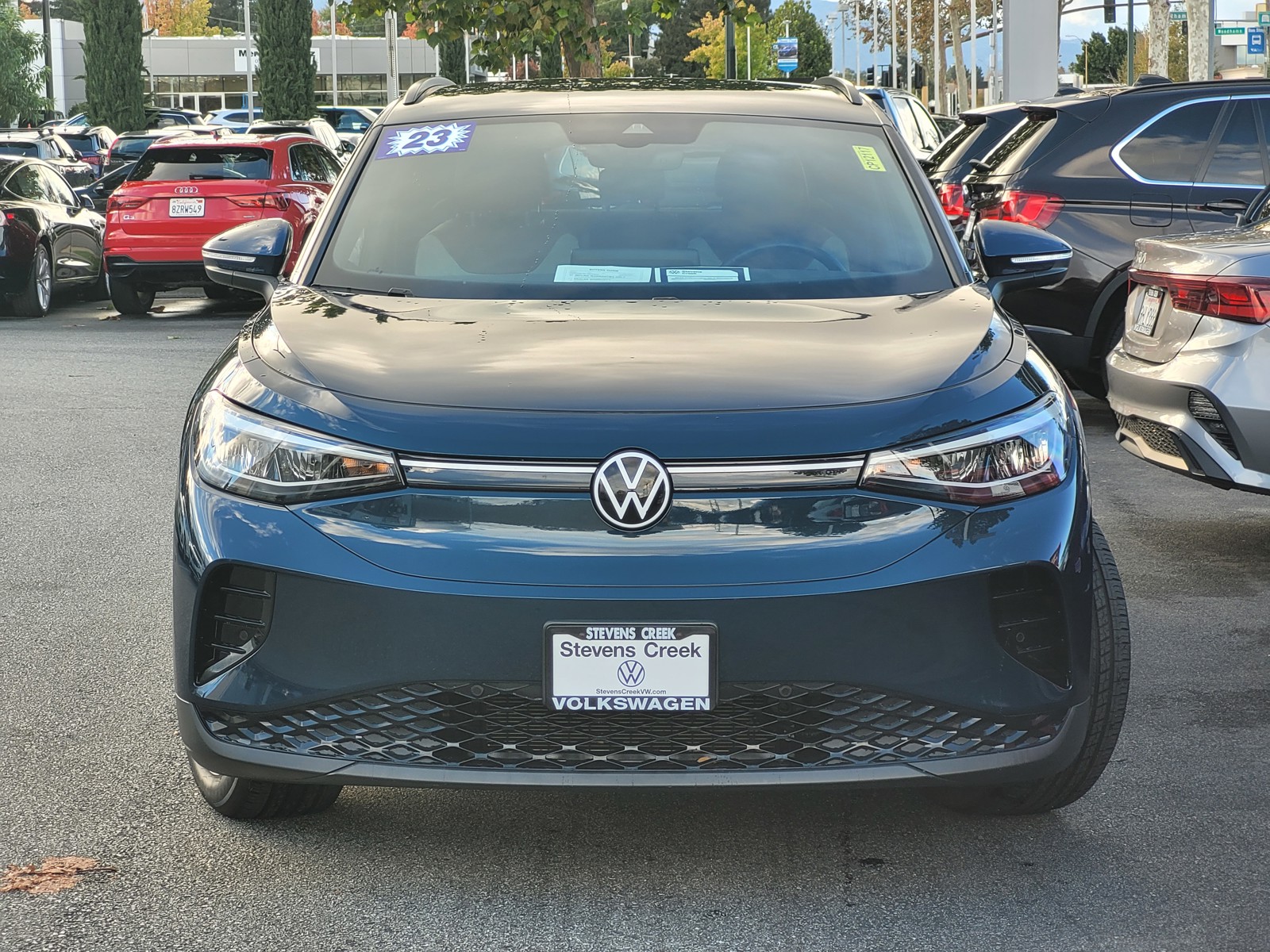 2023 Volkswagen ID.4 Standard photo 2