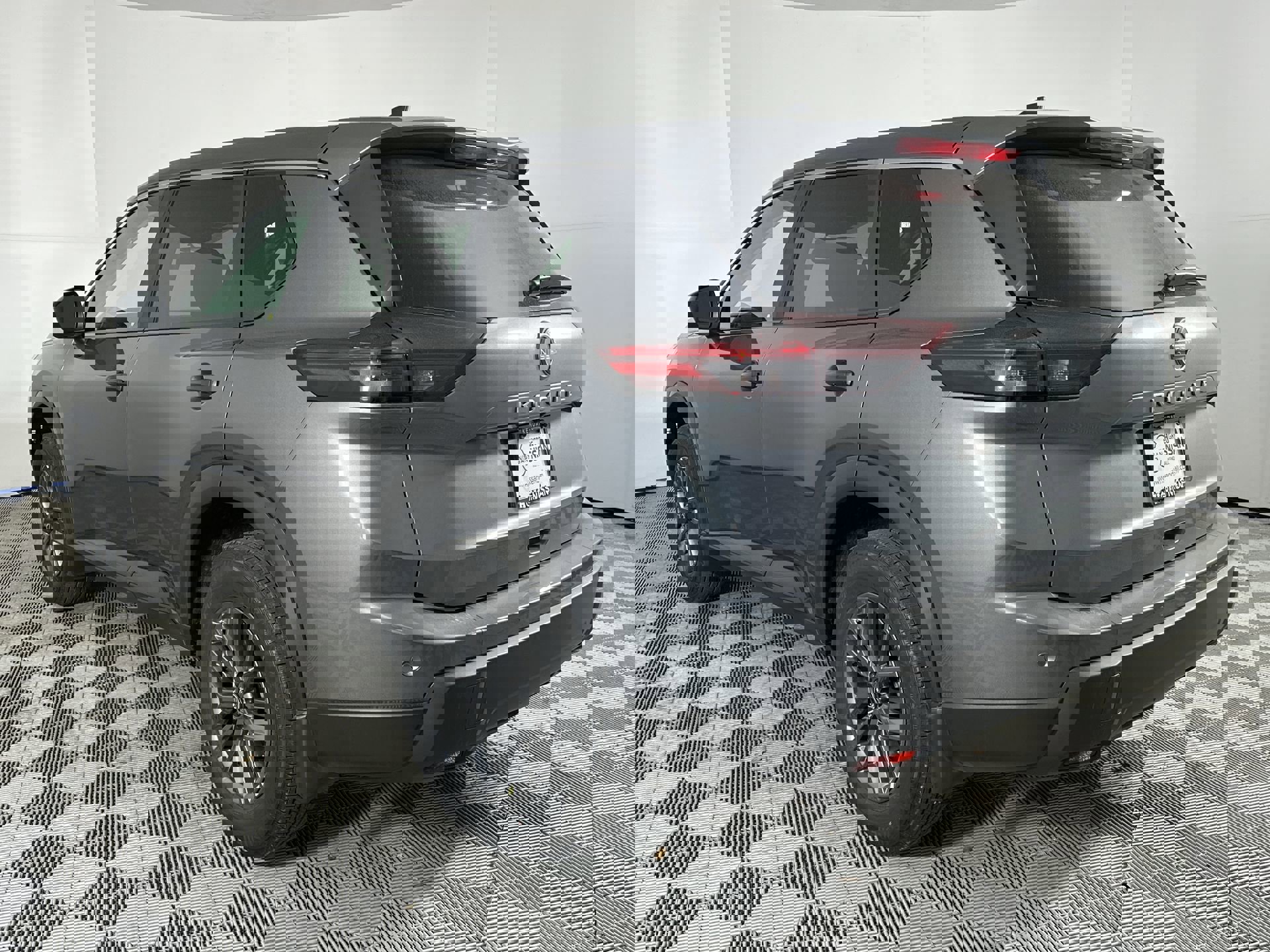 2025 Nissan Rogue S photo 5