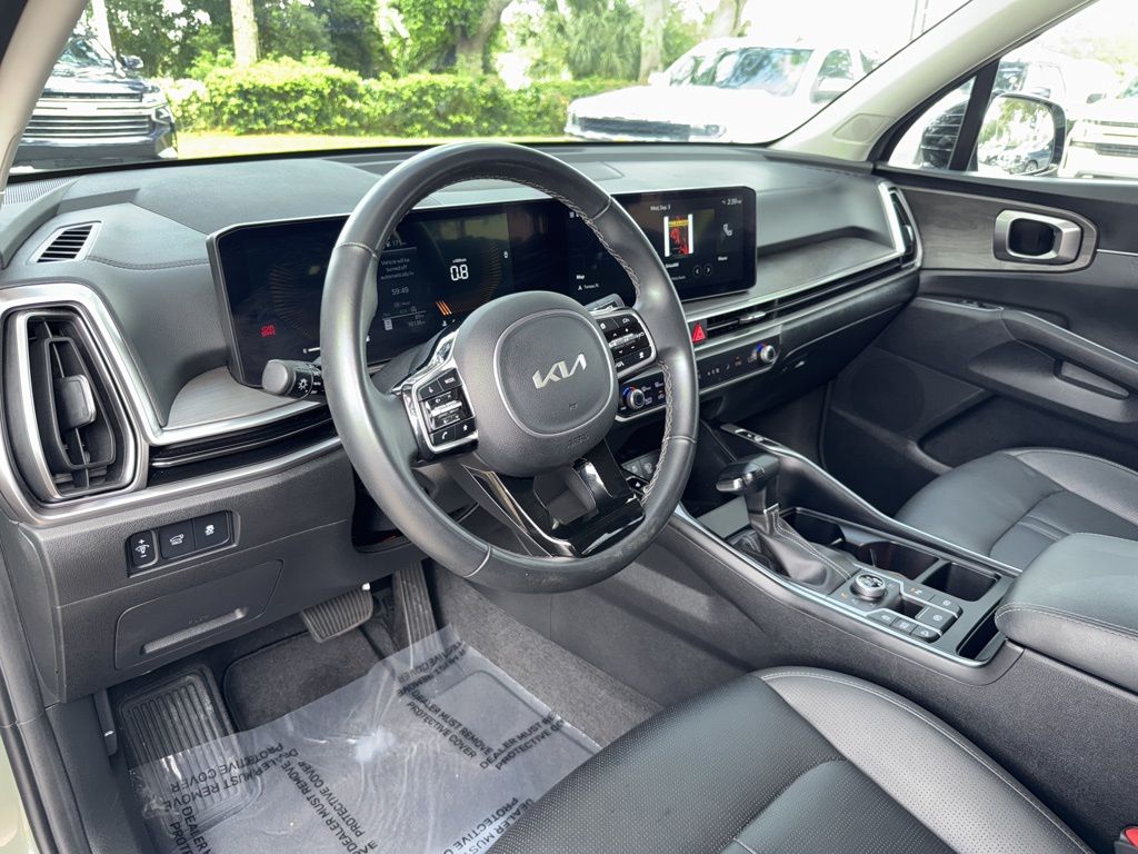 2024 Kia Sorento X-Line EX photo 12