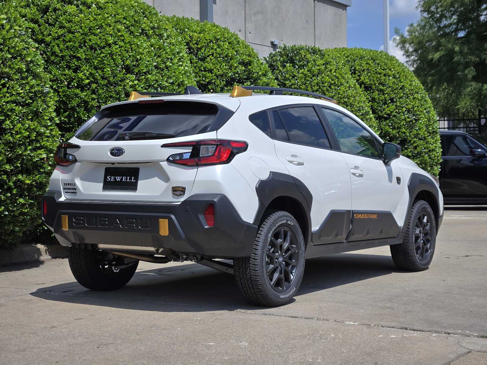 New 2025 Crystal White Pearl Subaru Wilderness image 3