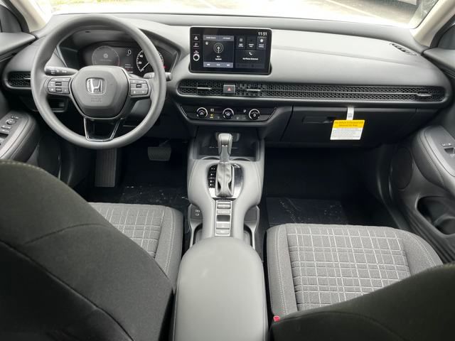 2026 Honda HR-V LX photo 17