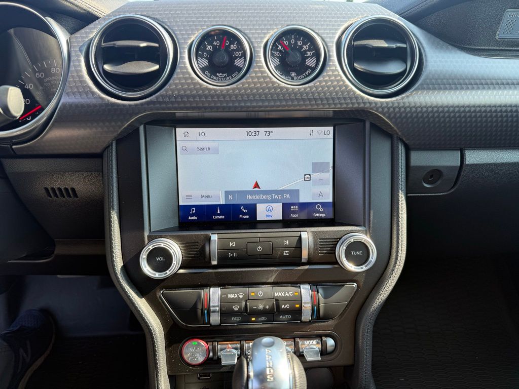 2021 Ford Mustang EcoBoost photo 7
