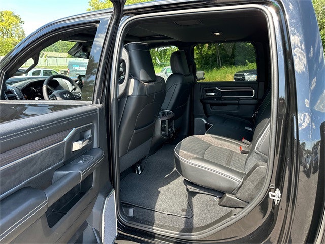 2025 Ram 2500 Laramie photo 10