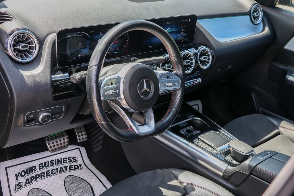 2021 Mercedes Benz GLA 35 AMG 4MATIC photo 2