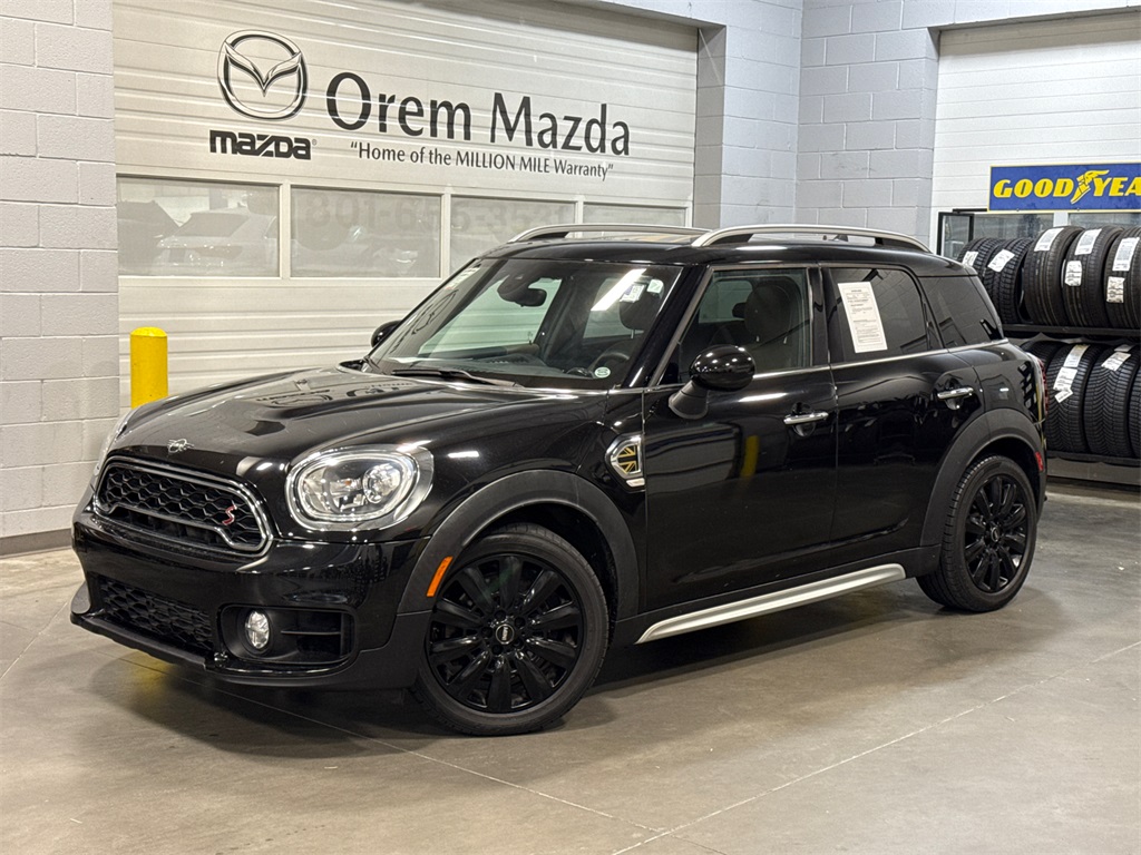 2019 MINI Countryman S's photo