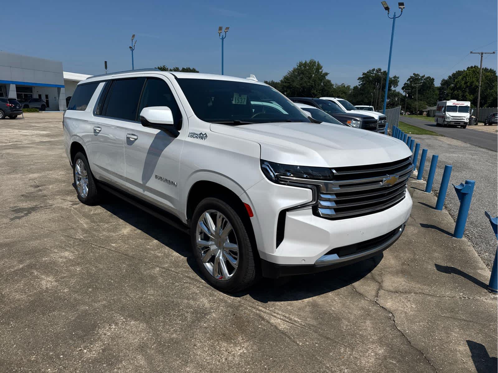 2024 Chevrolet Suburban High Country photo 11