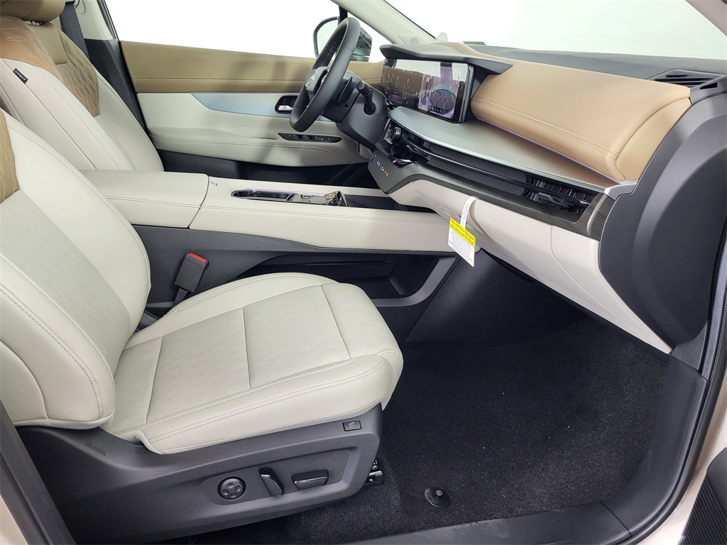 2025 Nissan Murano Platinum photo 17