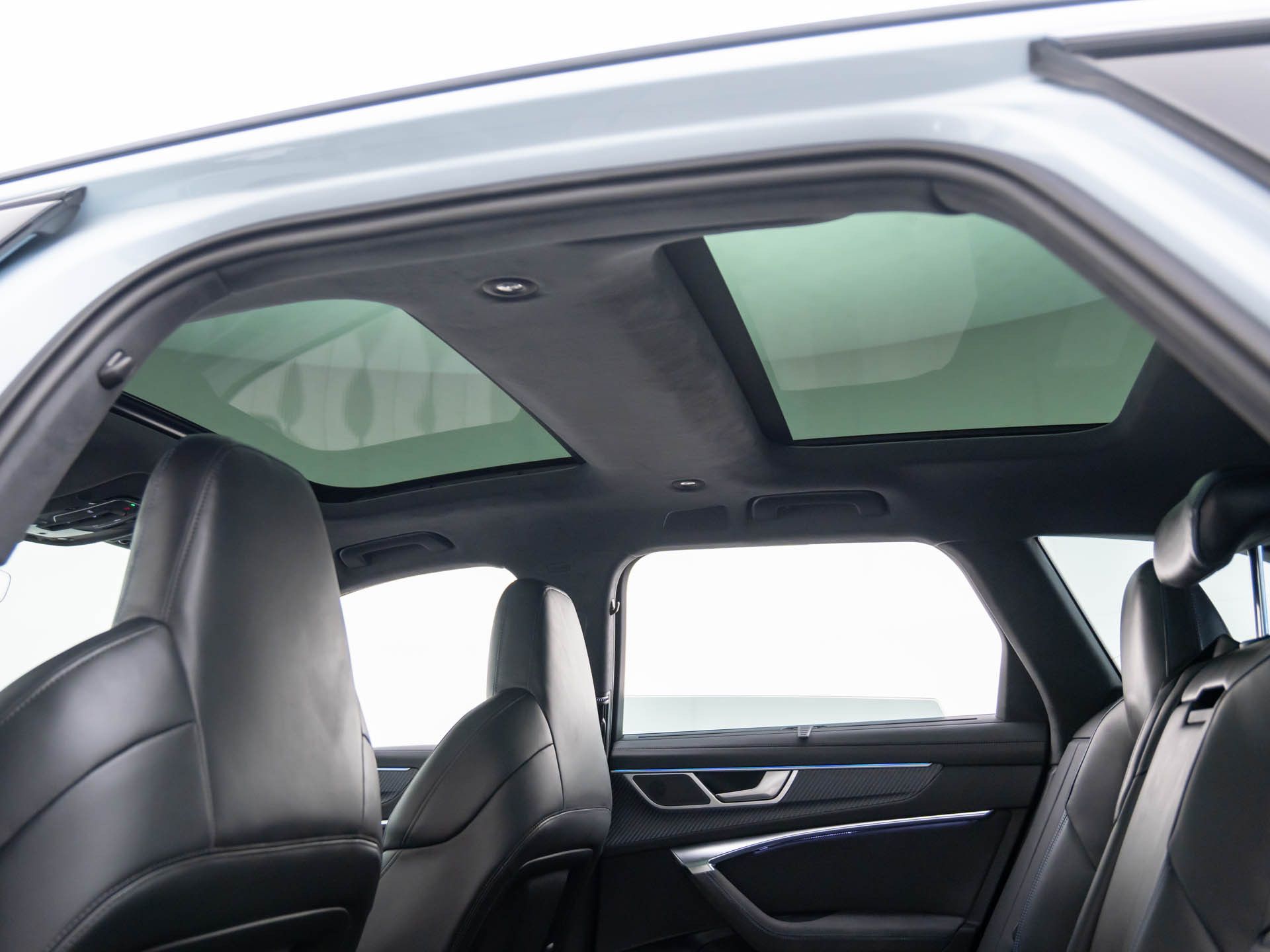 2025 Audi RS 6 Avant Performance Base photo 17