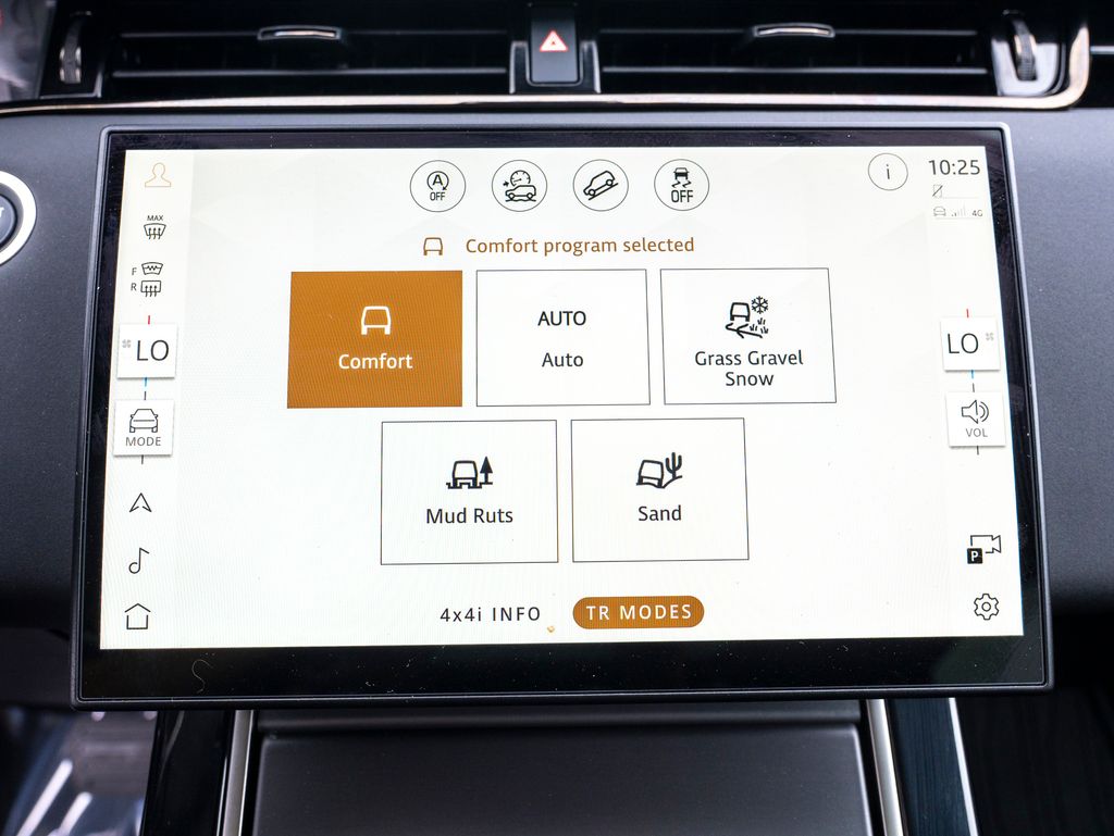 2026 Land Rover Range Rover Evoque S photo 28