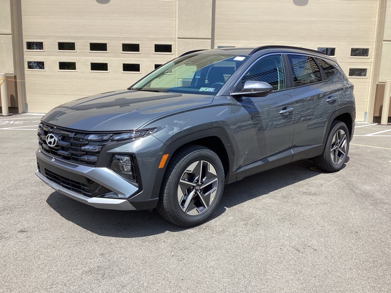 2025 Hyundai Tucson SEL photo 2