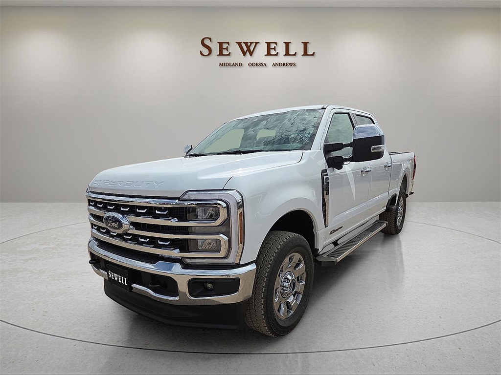 2025 Ford F-350 Super Duty Lariat's photo