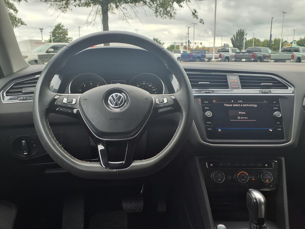 2021 Volkswagen Tiguan SE photo 11