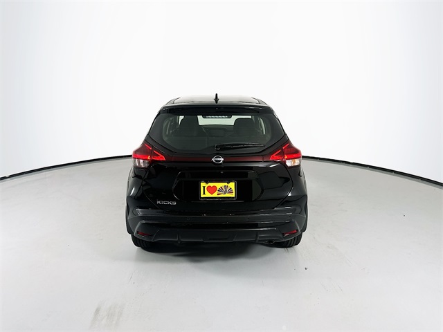 2025 Nissan Kicks Play S photo 6