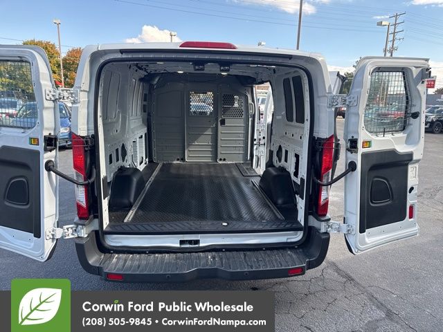 2017 Ford Transit photo 26