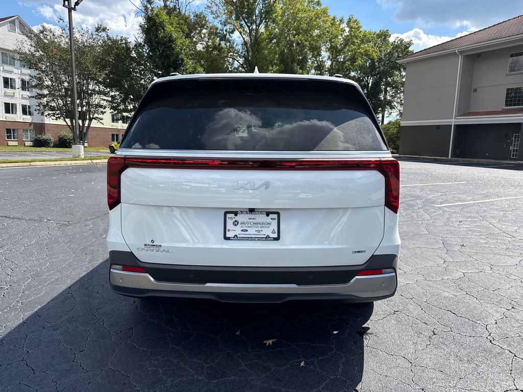 2026 Kia Carnival SX photo 4