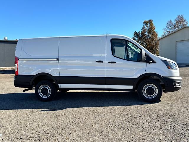2024 Ford Transit photo 11