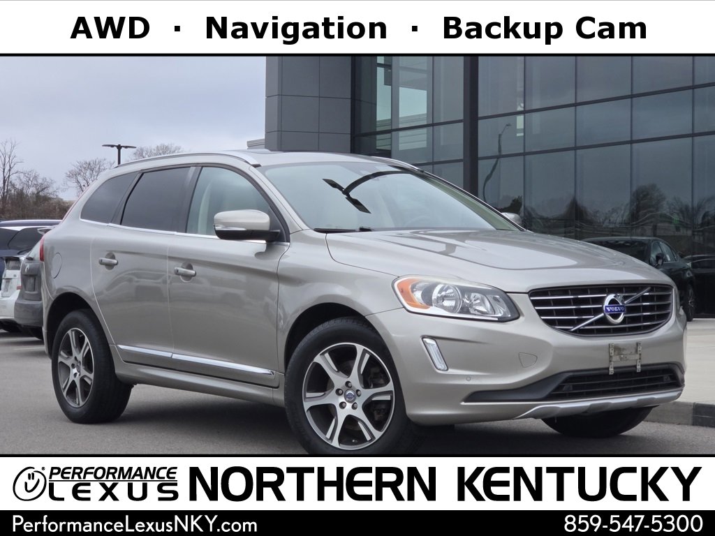 2015 Volvo XC60 T6 Platinum's photo