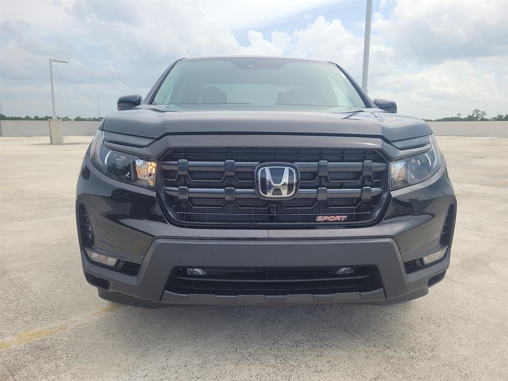 2025 Honda Ridgeline Sport photo 2