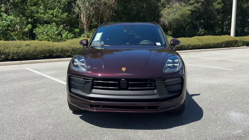 2026 Porsche Macan GTS photo 3
