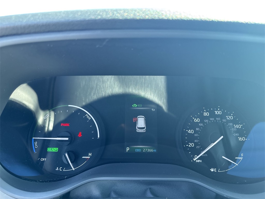 2024 Toyota Sienna LE photo 20