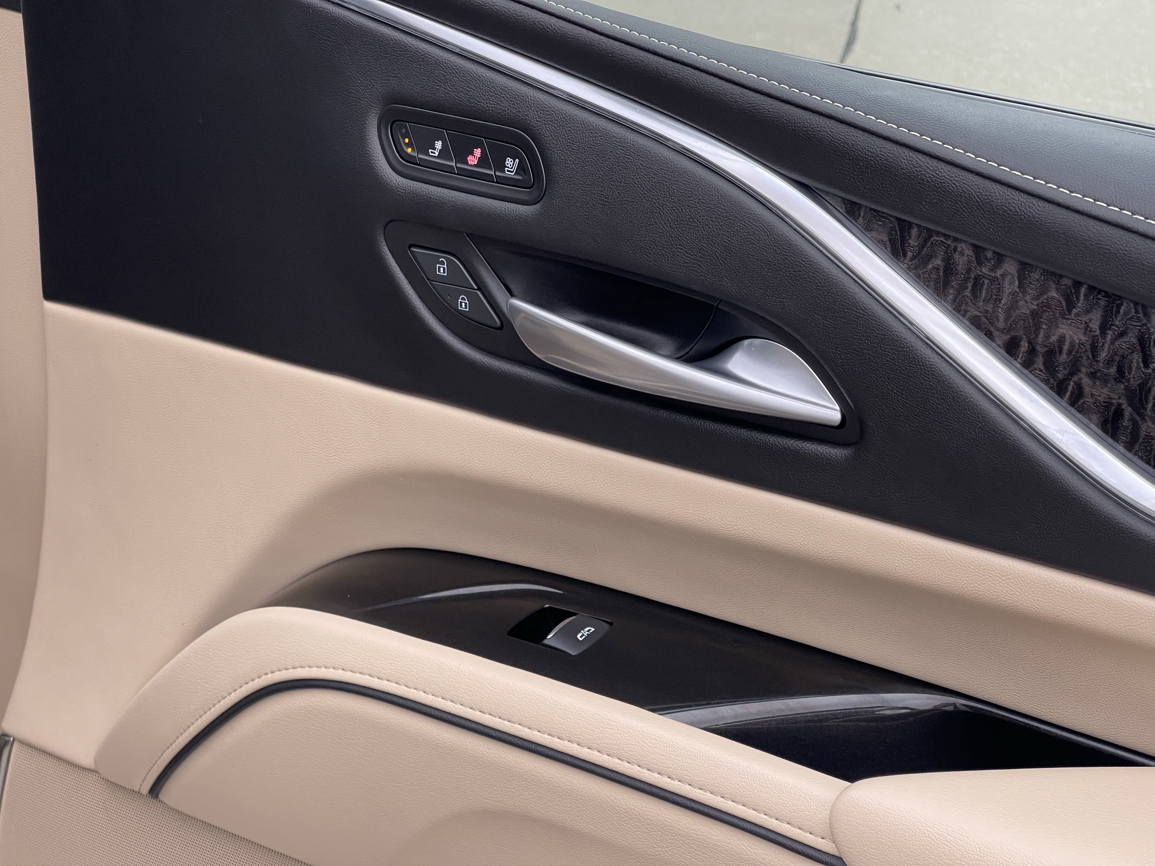 2023 Cadillac Escalade ESV Premium Luxury photo 7