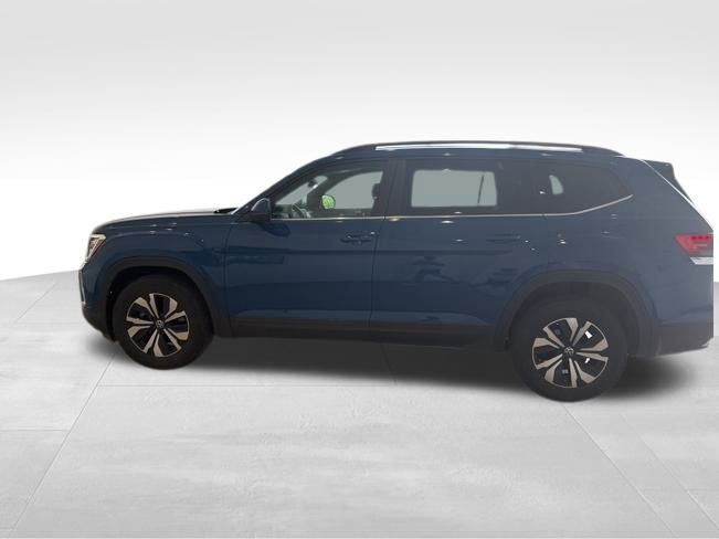 2025 Volkswagen Atlas SE photo 4