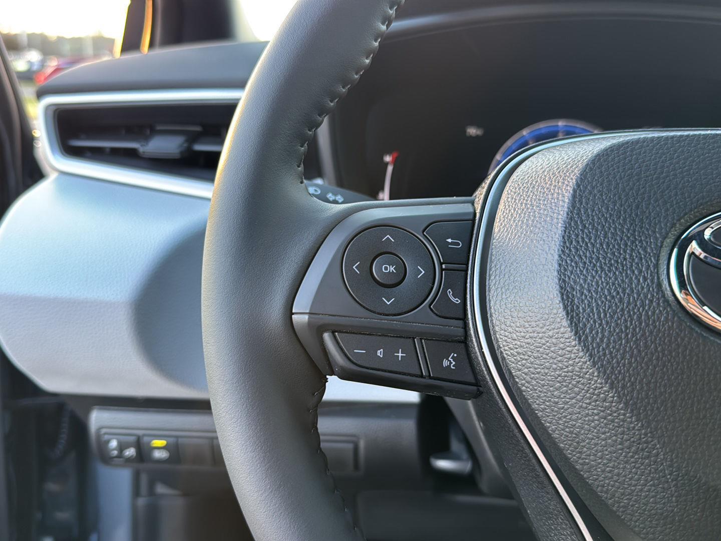 2026 Toyota Corolla SE photo 18
