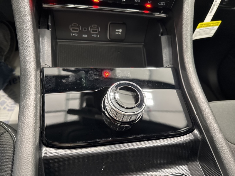 2025 Jeep Grand Cherokee Laredo X photo 29
