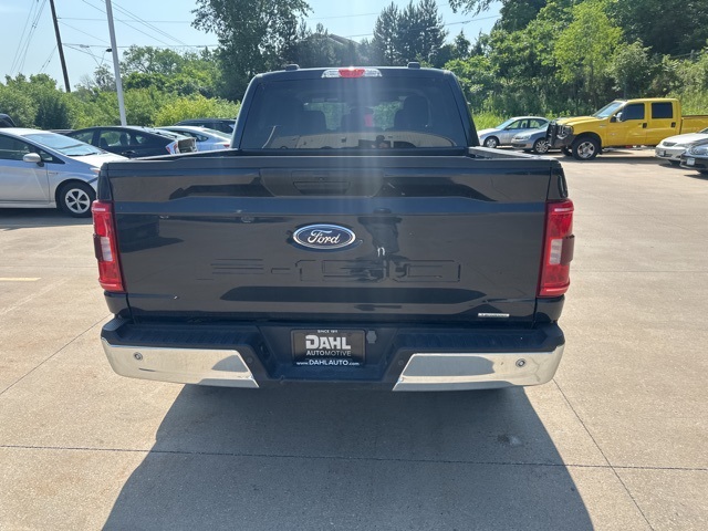 2023 Ford F-150 XLT photo 16