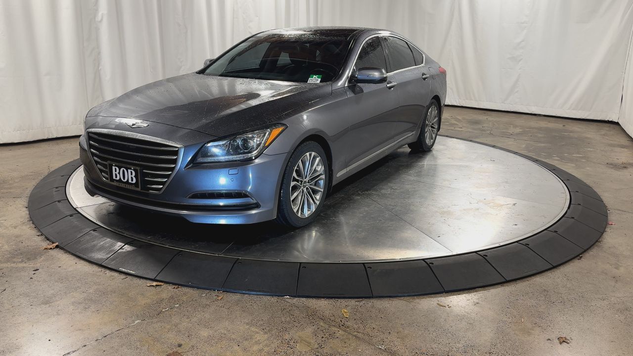 2015 Hyundai Genesis 3.8 AWD photo 4