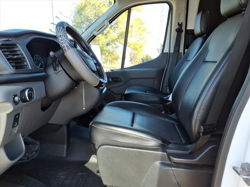 2024 Ford Transit Cargo Van photo 3