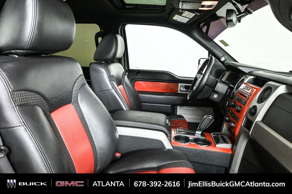 2011 Ford F-150 SVT Raptor photo 18