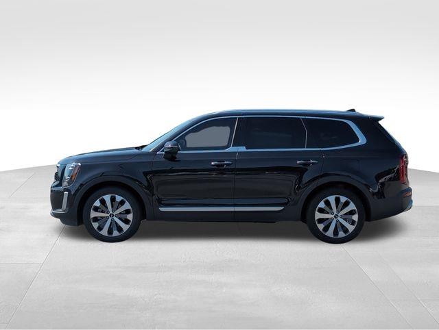 2022 Kia Telluride S photo 2