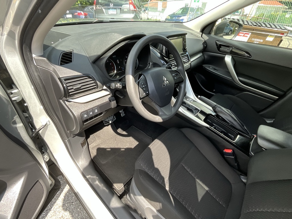 2023 Mitsubishi Eclipse Cross ES photo 6
