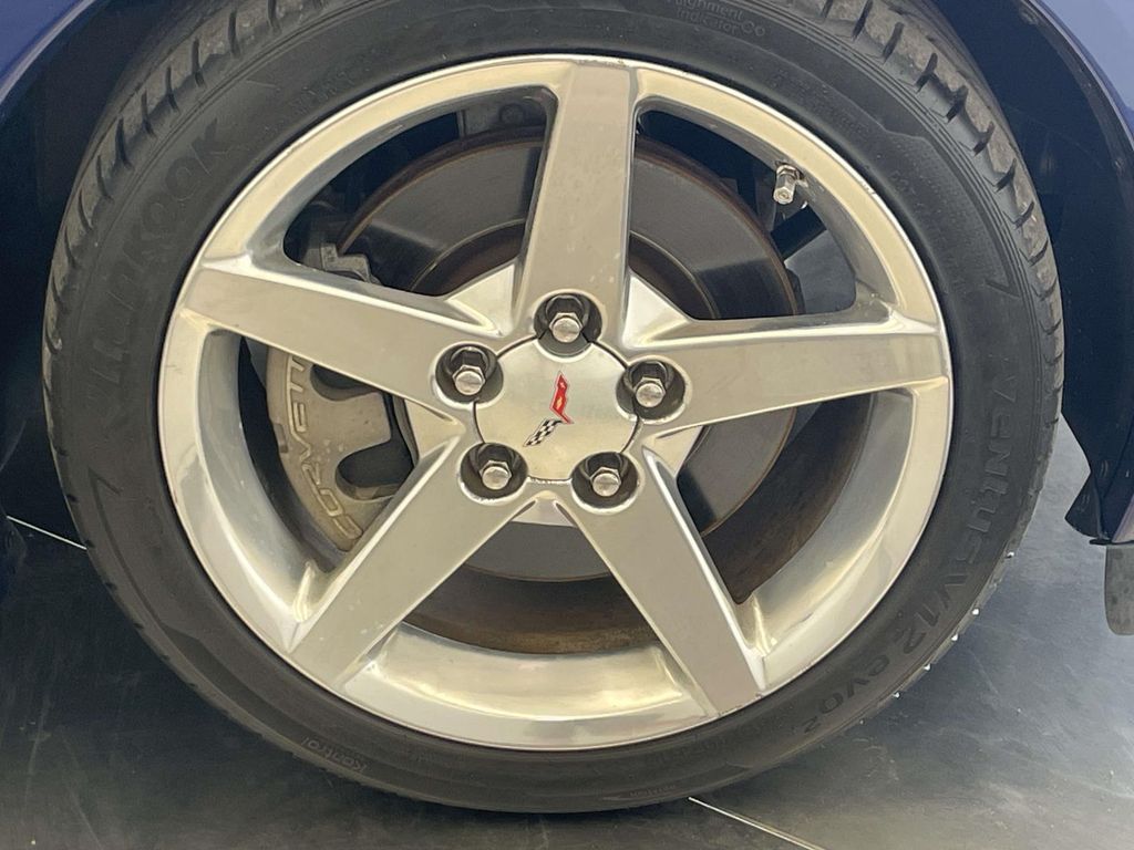 2006 Chevrolet Corvette Base photo 14