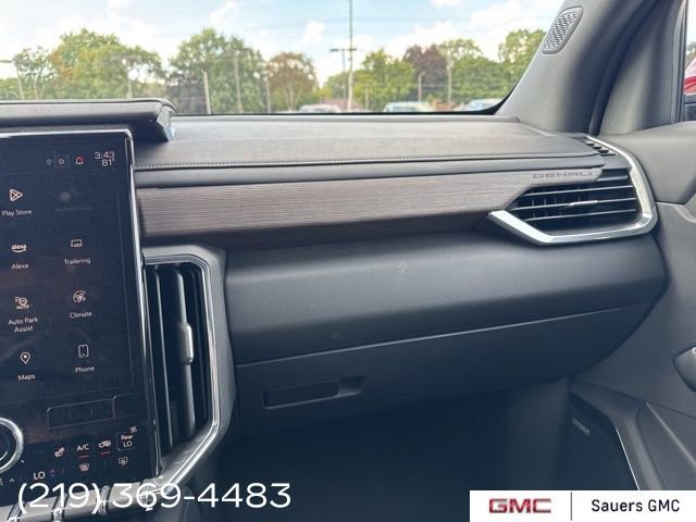 2024 Gmc Acadia Denali photo 13